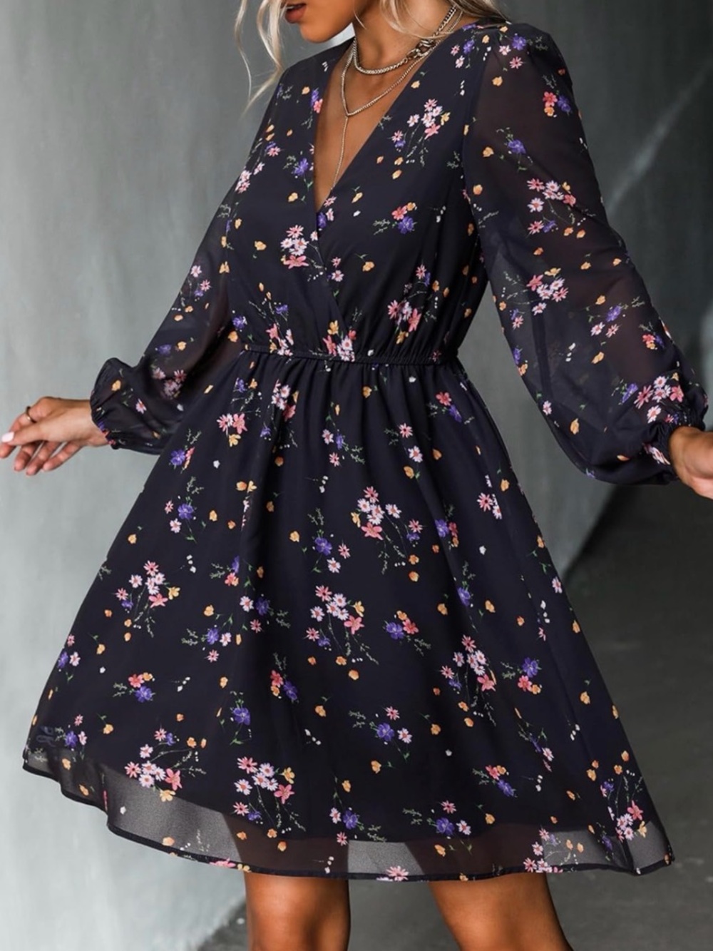 Cupshe Black Floral V-Neck Long Sleeve Wrap Dress